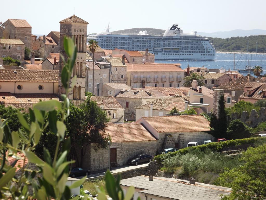 Guest House Vuljan Hvar Town Kültér fotó